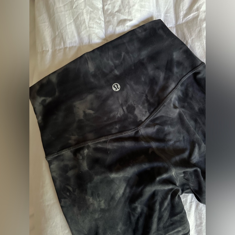 Lululemon 6in align biker shorts